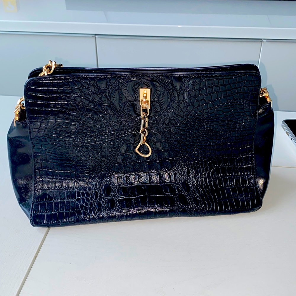 Gold Chain Croc Embossed Purse